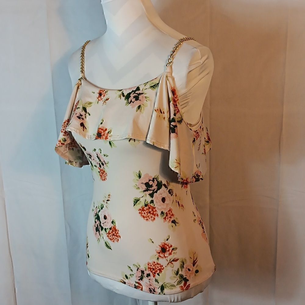 First Love Cold Shoulder Chain Straps Floral Top - Picture 6 of 6